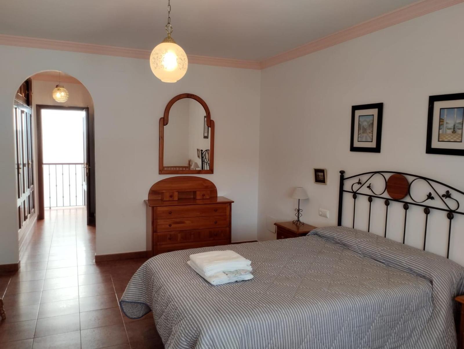 Villa Remedios Cuevas del Becerro 外观 照片