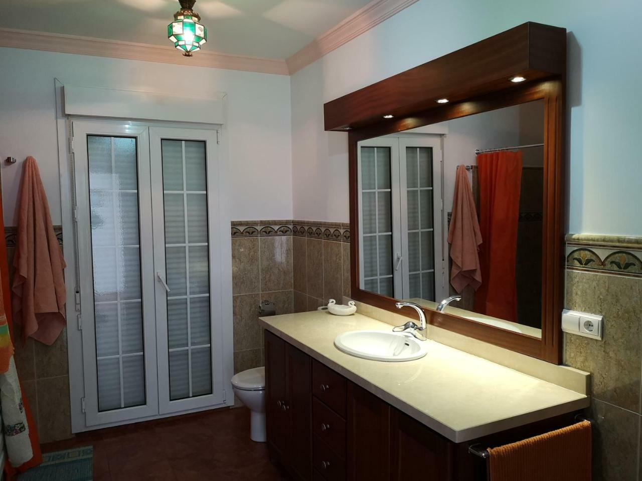 Villa Remedios Cuevas del Becerro 外观 照片